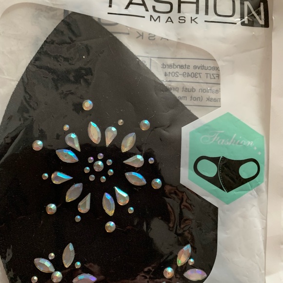 4 fashion Masks black with bling bling New - Picture 3 of 6